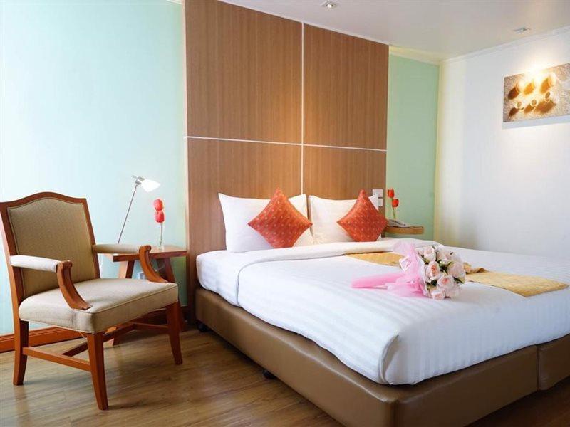 King Park Avenue Hotel Bangkok Exterior photo