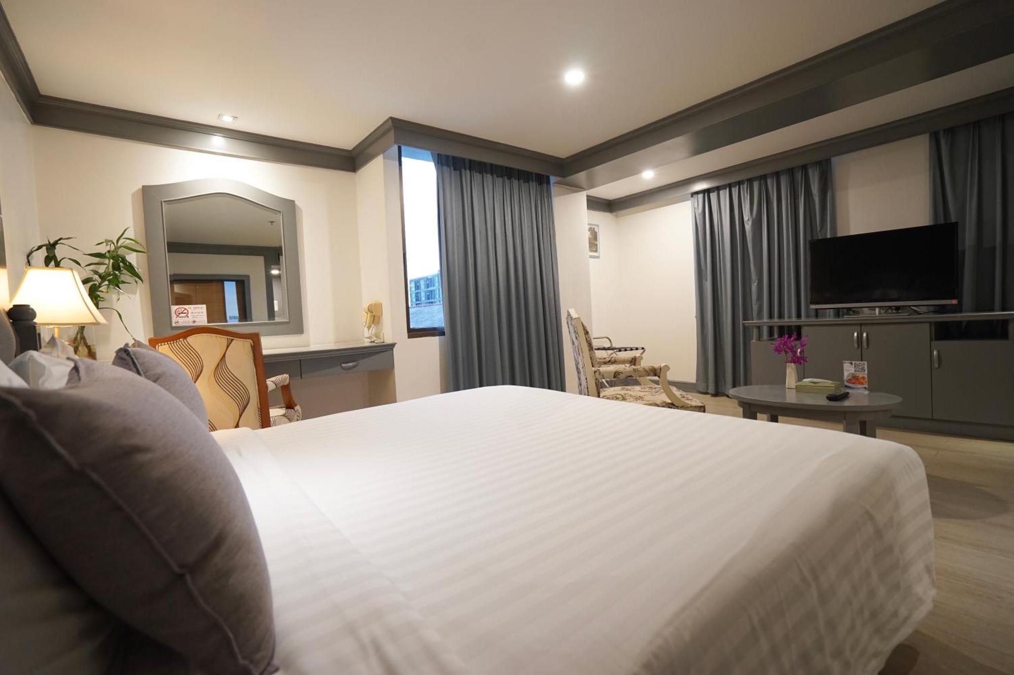 King Park Avenue Hotel Bangkok Exterior photo