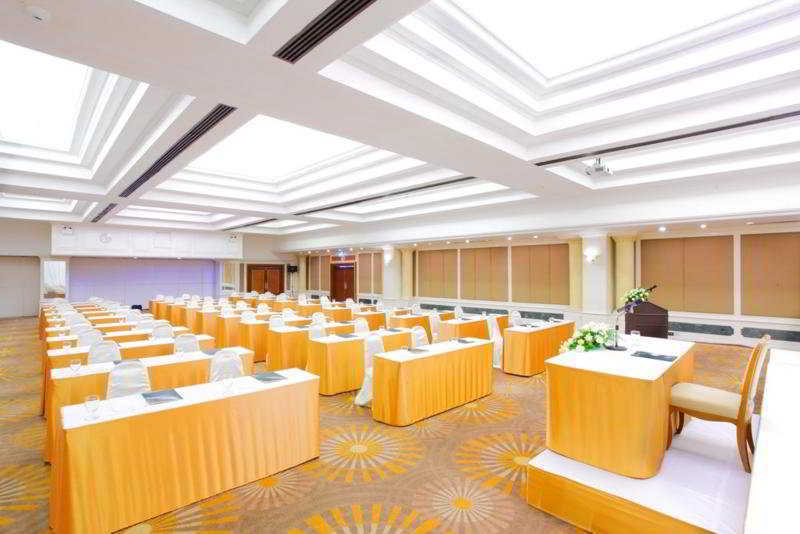 King Park Avenue Hotel Bangkok Exterior photo